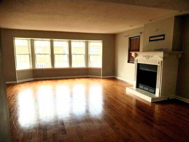 801 Wingate Dr