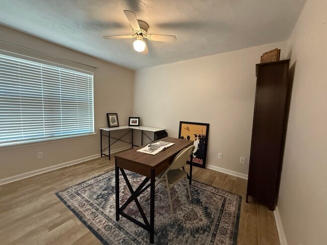 Photo - 2428 Talco Hills Dr