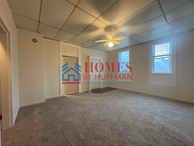Photo - Three Bedroom House | Updated & Move In Ready!