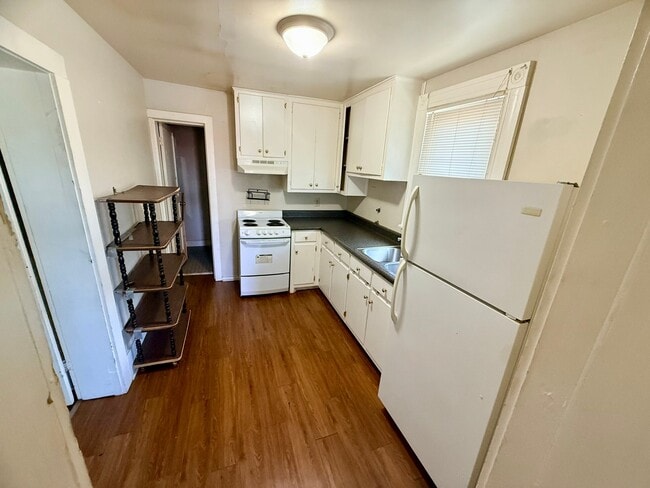 Photo - 222 W Washington St Unit 5