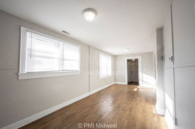 Photo - 2905 Tindall St