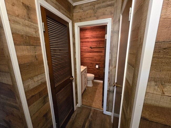 Photo - Charming Cottage Living in a Convenient Location