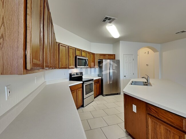 Photo - 15017 W Bloomfield Rd