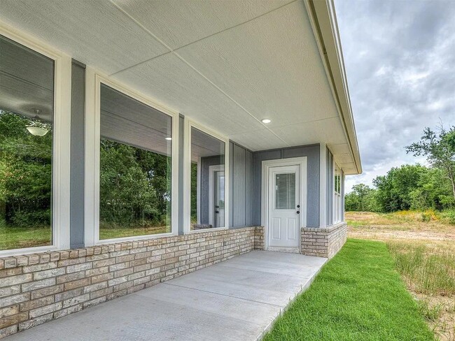 Photo - 5712 Arthur Rd