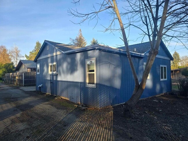 Photo - 537 W Fir St Unidad 537