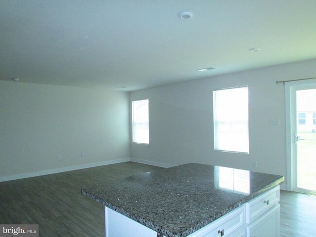 Photo - 507 Mifflin Wy