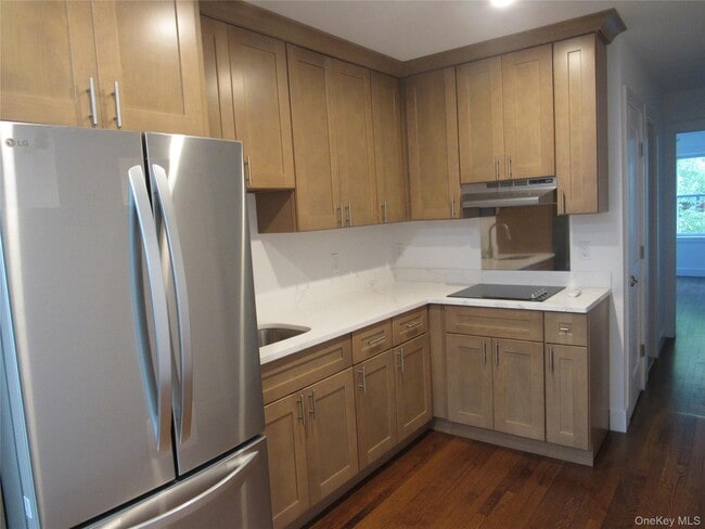 Photo - 131 Roanoke Ave Unit A