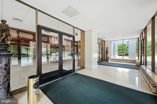9701 Fields Rd Unit 1002