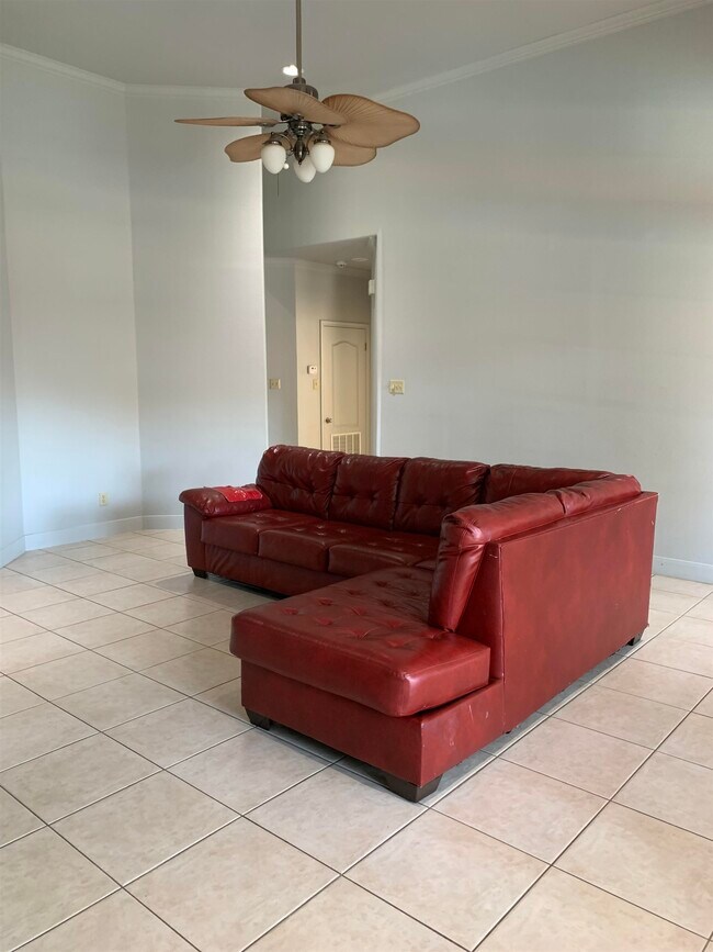 Photo - 2407 Williams Ct