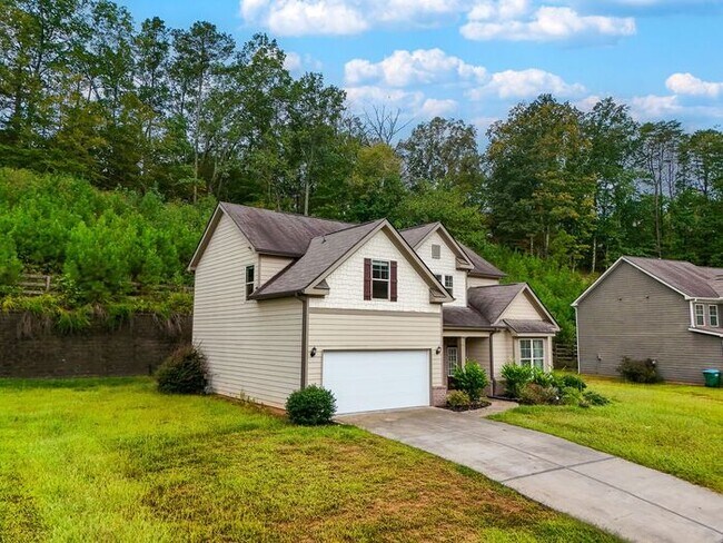 Photo - 217 Creek View Pl