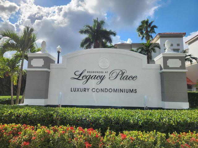 Building Photo - 11015 Legacy Ln Unit 11015