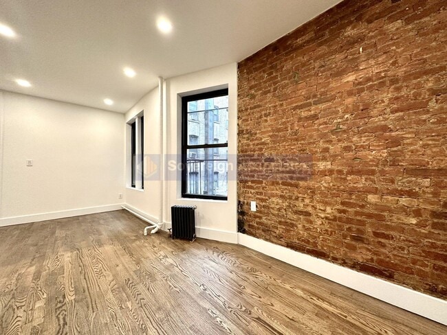 Photo - 3139 Broadway Unit 1B
