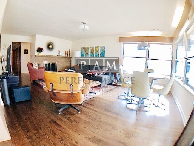 Photo - 7430 W Wells St