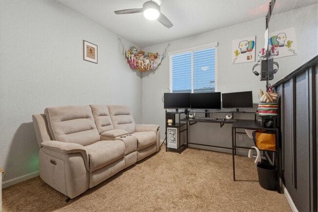 1161 Greenbrier Dr