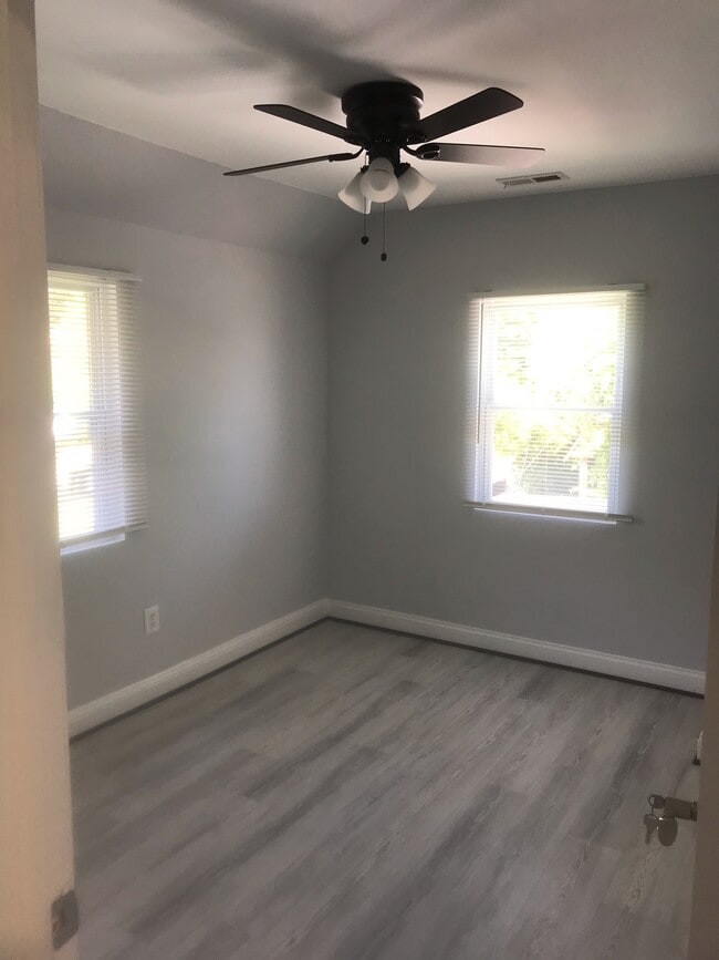 Photo - 928 Argonne Dr