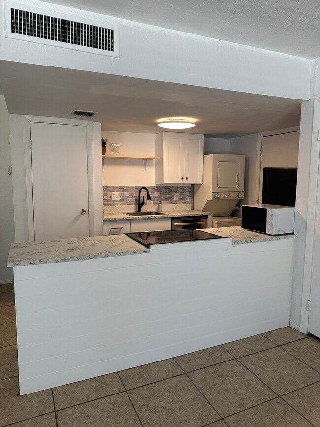 Photo - 1428 Lorilyn Ave Unit 3