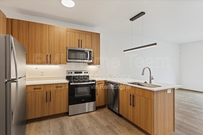 Photo - 3378 Washington Blvd Unit B02