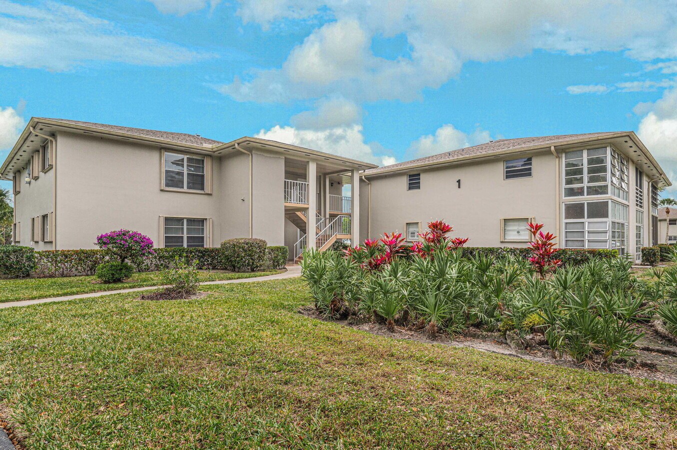 Photo - 1 Lake Vista Trail Unit 205