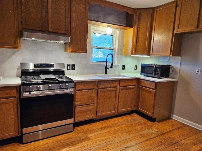 Photo - 110 Lexington Rd