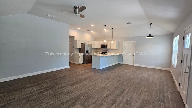 Photo - 1978 Solomon St