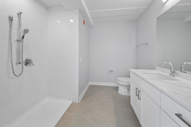 Photo - 4637 N Ashland Ave