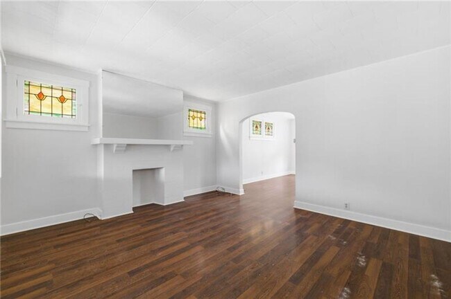 Photo - Beautiful Home for Rent