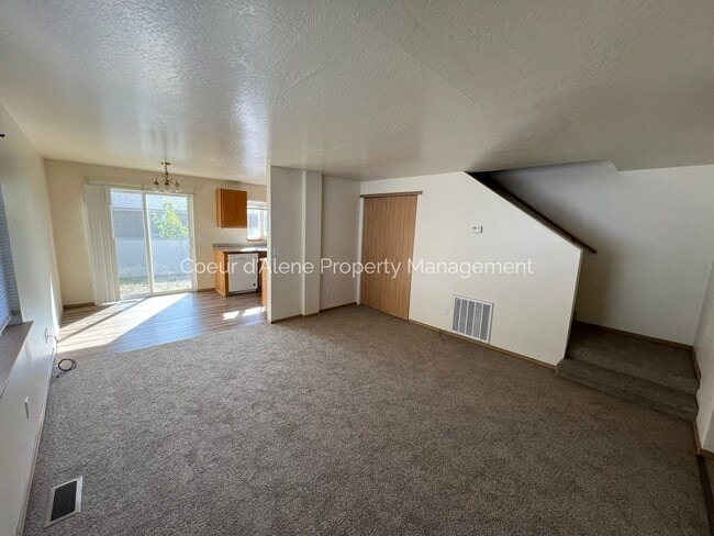 Photo - 1908 E 1st Ave Unidad A