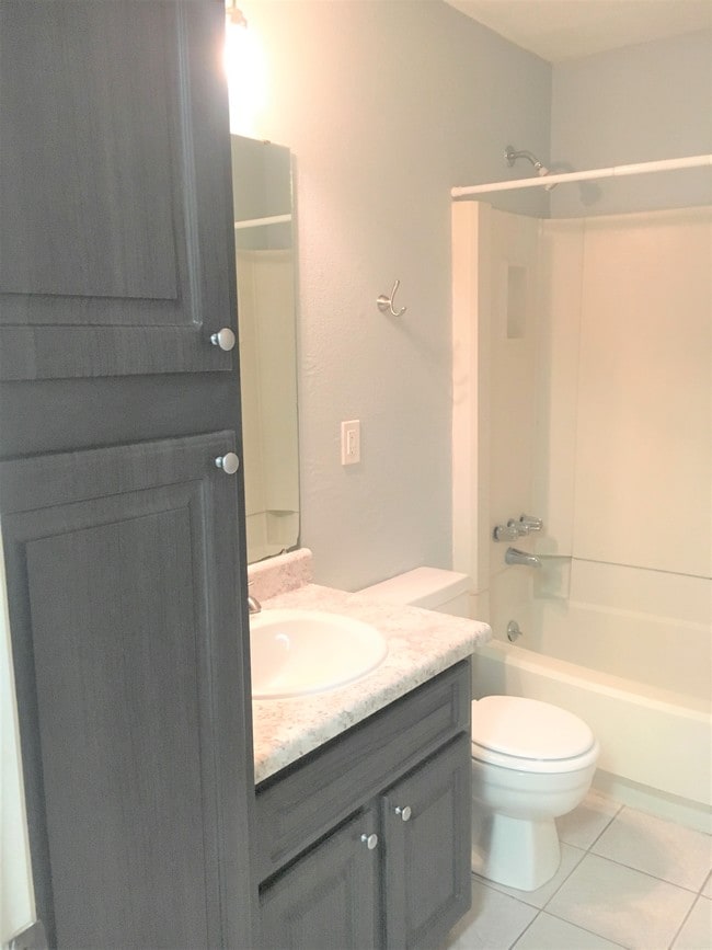 Photo - Bay Oaks Condominiums I