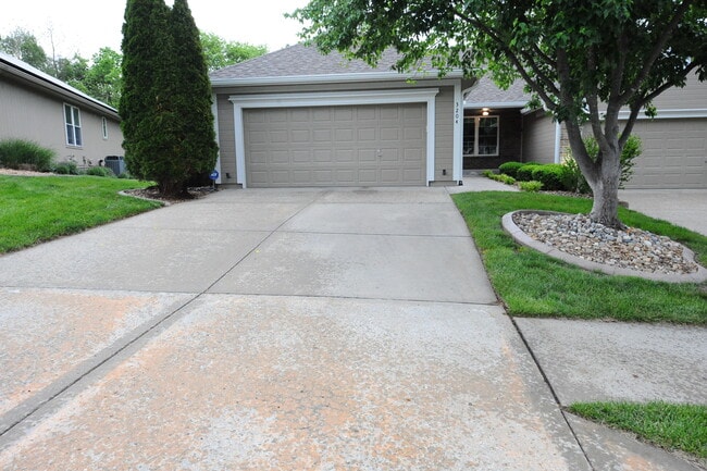 Photo - 3204 NW 67th Ct