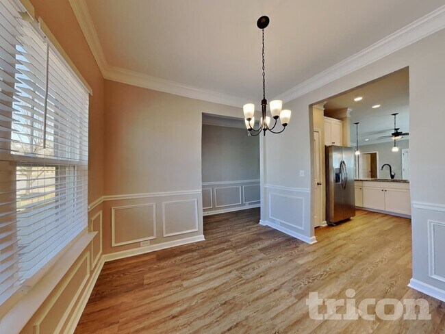 Photo - 75 Wrenwood Dr