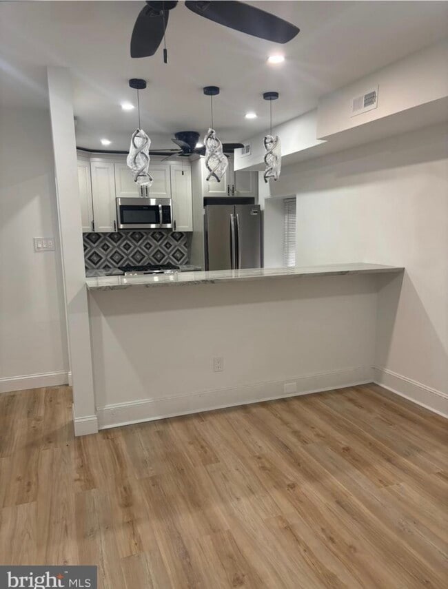 Photo - 320 Loney St Unit 3