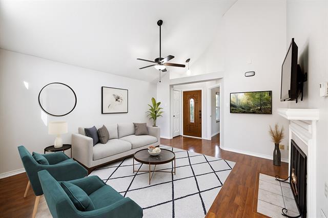 Photo - 18111 Whispering Gables Ln