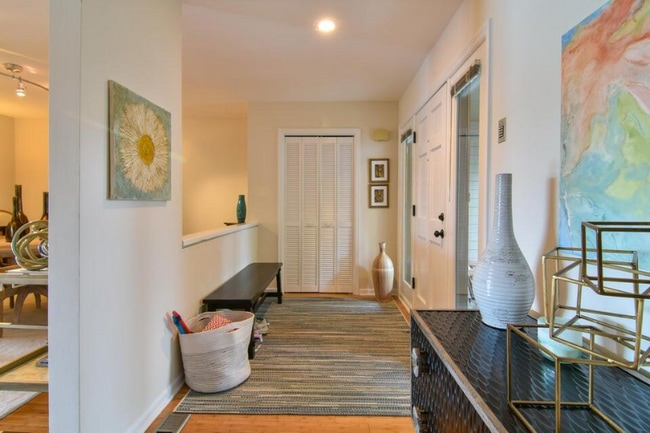 Photo - 46 Wappoo Creek Pl