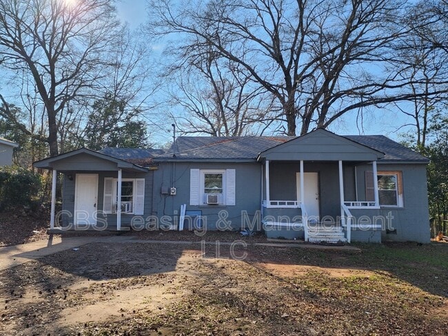 Building Photo - 23 Mason Dr