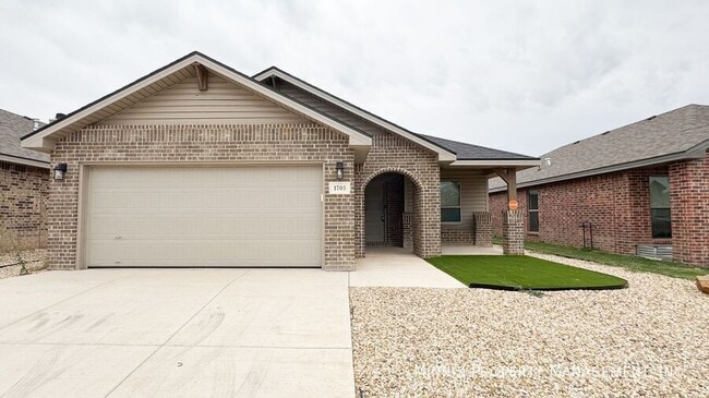 Photo - 1703 144th St