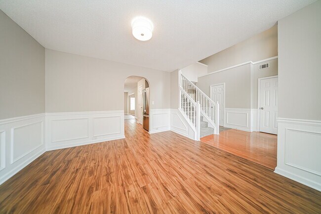 Photo - 301 Othello Dr