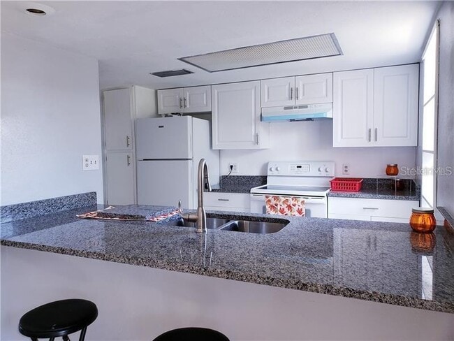 Photo - 3919 Coronation Ct Unit 102