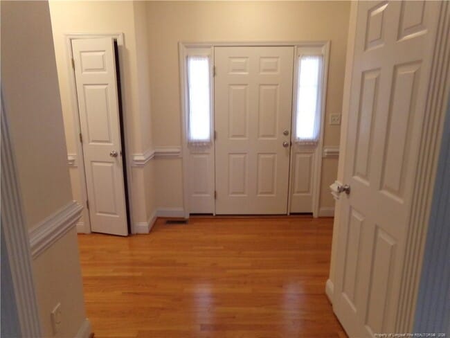 Photo - 290 Robeson St