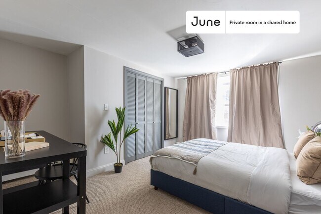 Photo - Room in Shared 5 bed/3 bath home Unidad B