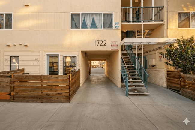 Photo - Oak Haus