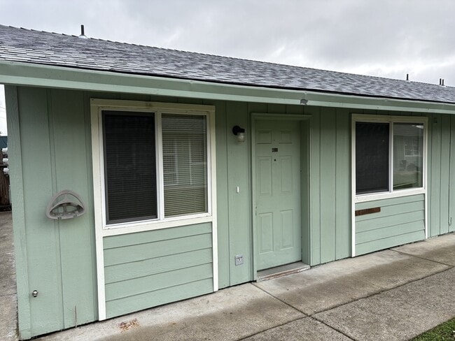 Building Photo - 411 W First Ave