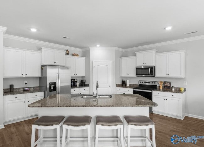 Photo - 123 Barn Trail Way