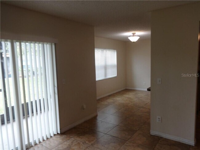 Photo - 9800 Turf Way