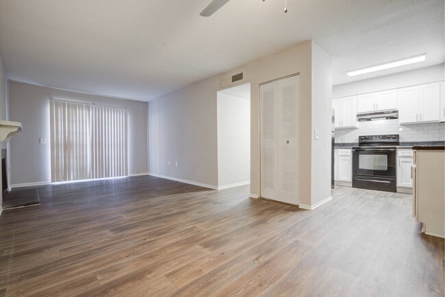 Photo - Chimneys of Greenville