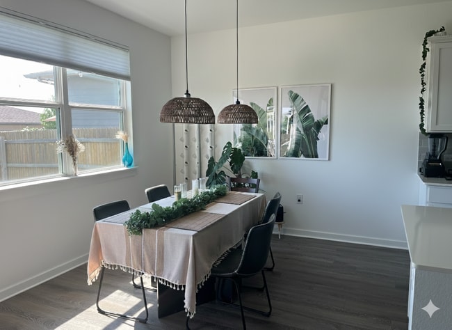 Photo - 14005 Zuhause Dr