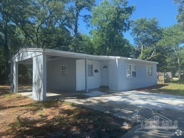 Building Photo - 801 E Fairfield Dr Rental