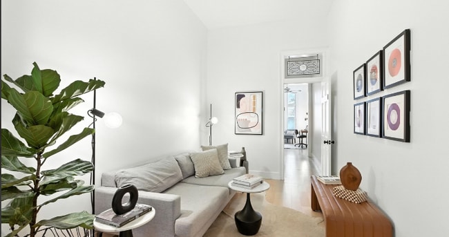 Photo - 152 N 9th St