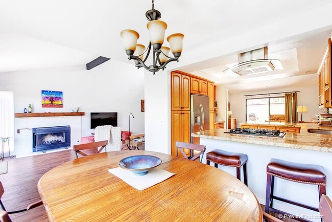 678 Hygeia Ave Unit SI ID1048646P