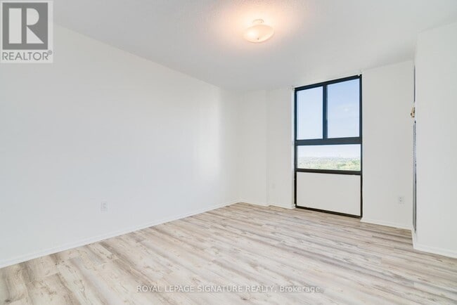 Photo - 260 Seneca Hill Dr Unité 1003