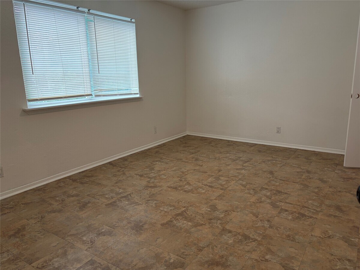 Photo - 6800 Trendal Ln